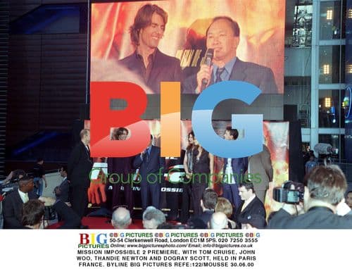 MISSION IMPOSSIBLE 2 Premiere in Paris