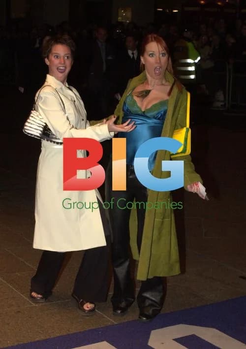Denise van Outen at "Holy Smoke" premiere