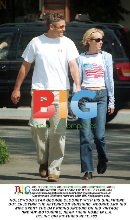 George Clooney out with girlfriend