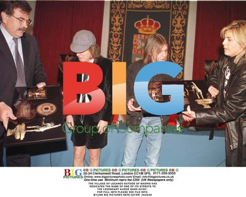 AC/DC Brothers Honored in Spanish Village