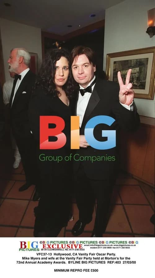 Mike Myers and wife at Vanity Fair Oscar Party