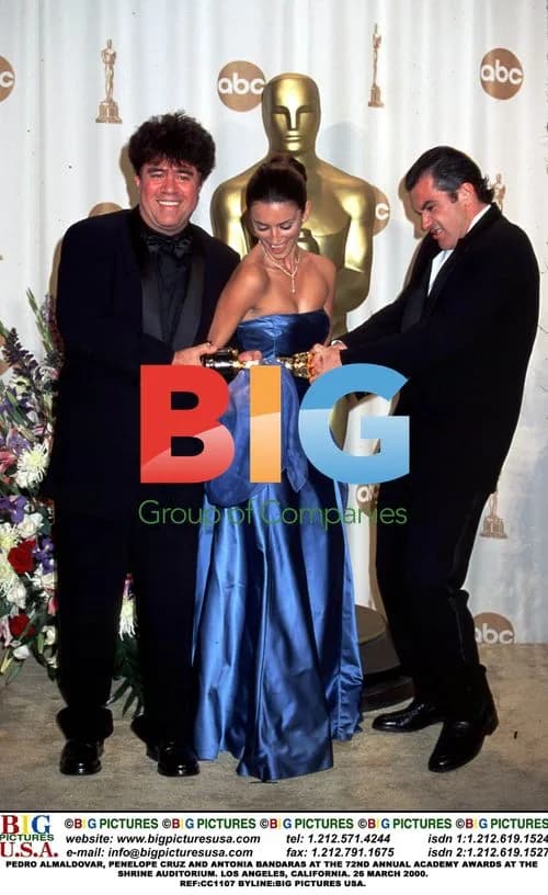 Almaldovar, Cruz, and Banderas at Oscars