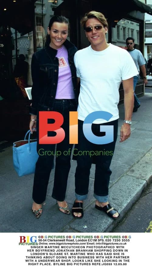 Martine McCutcheon Shopping with Boyfriend