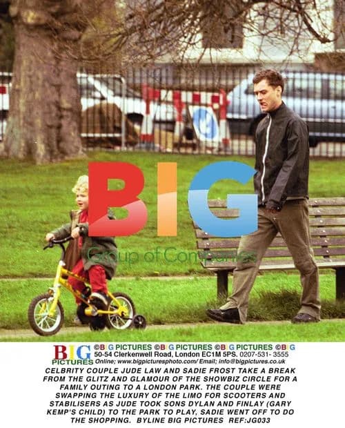 Jude Law and Sadie Frost Family Outing