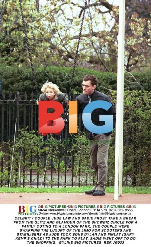 Jude Law and Sadie Frost Family Outing