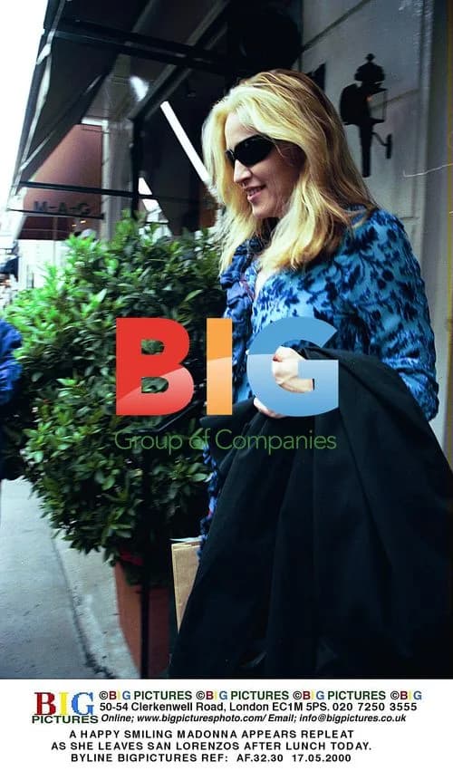 Madonna leaves San Lorenzo's after lunch