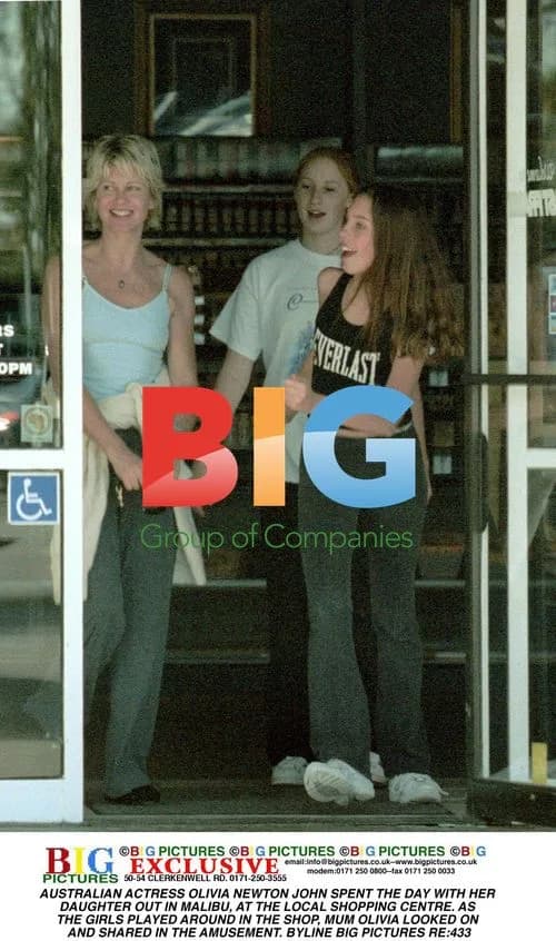 Olivia Newton-John and daughter out shopping in Malibu