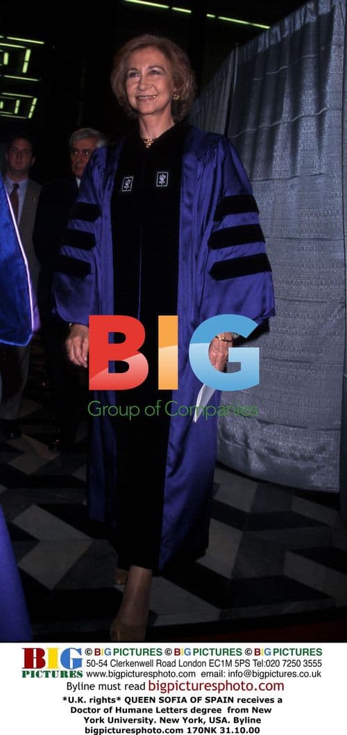 Queen Sofia receives honorary degree