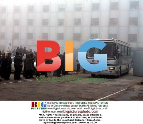 Crew Departs for Baikonur Launchpad