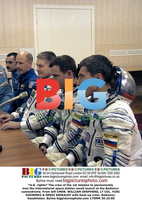 Crew of 1st permanent ISS mission at Baikonur
