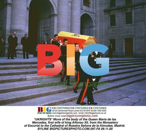 Move of Queen Maria's body to Madrid cathedral