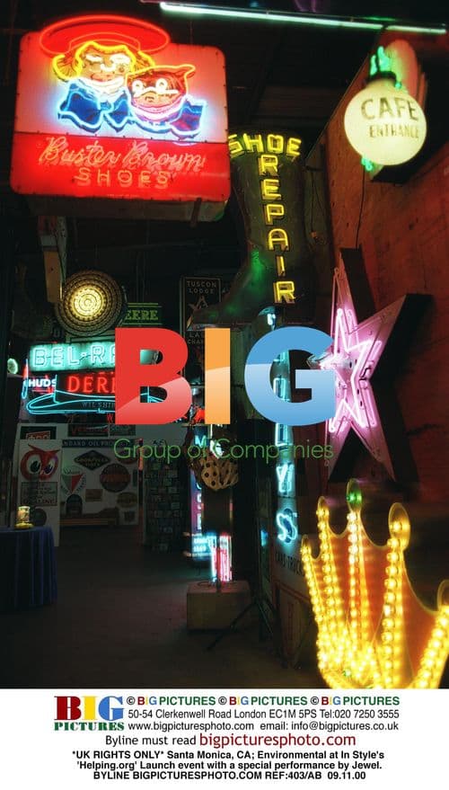 In Style 'Helping.org' Launch with Jewel