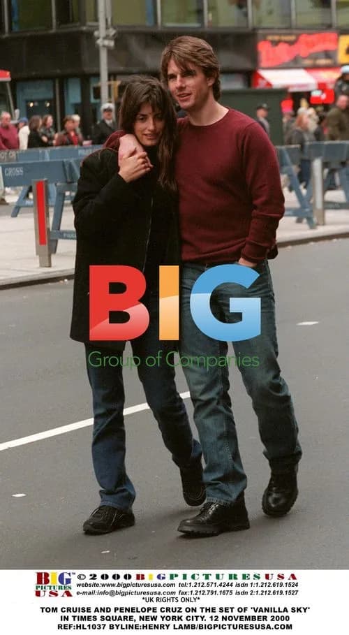 Tom Cruise and Penelope Cruz on 'Vanilla Sky' set