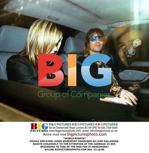 Nicole Appleton Unamused by Liam Gallagher