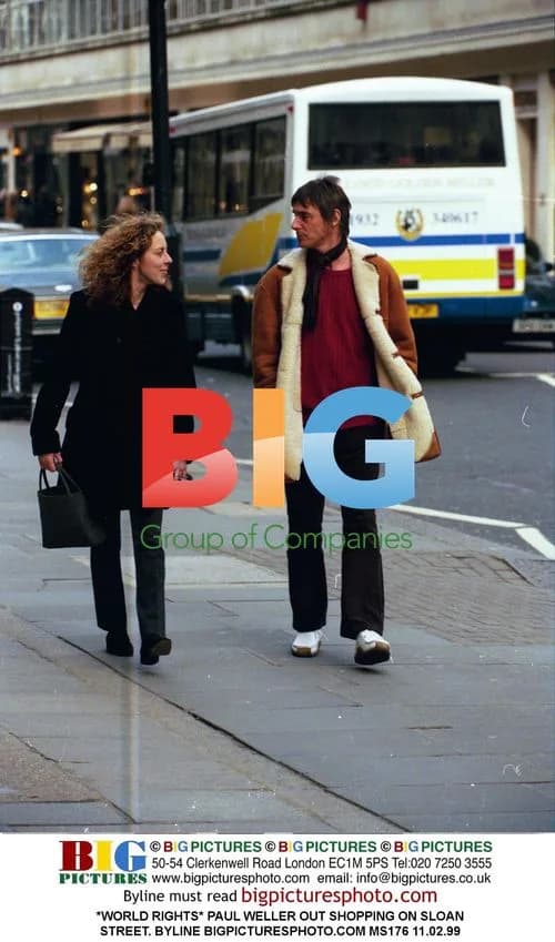 Paul Weller out shopping on Sloan Street