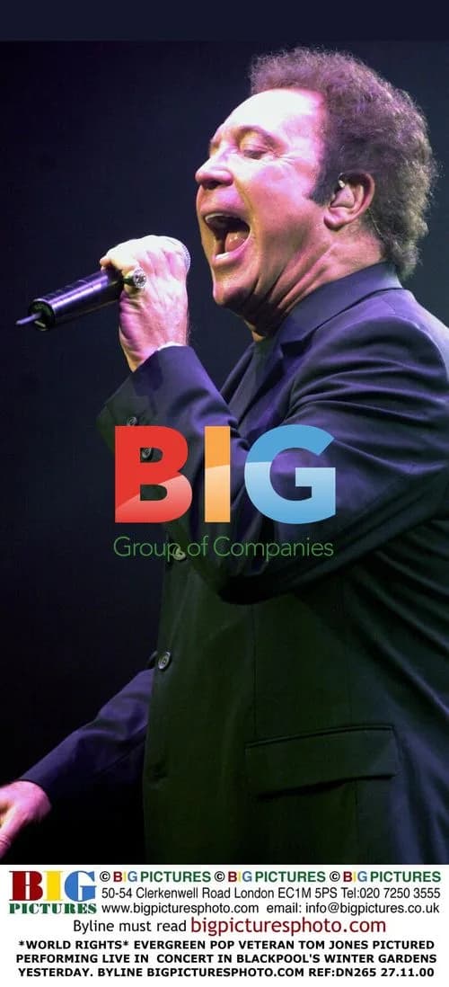 TOM JONES Performs Live in Blackpool