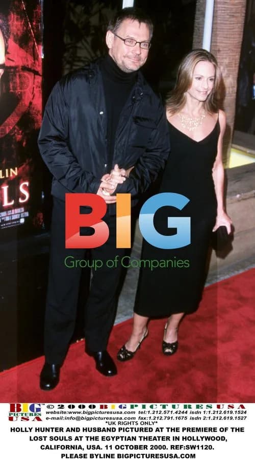 HOLLY HUNTER AND HUSBAND AT LOST SOULS PREMIERE