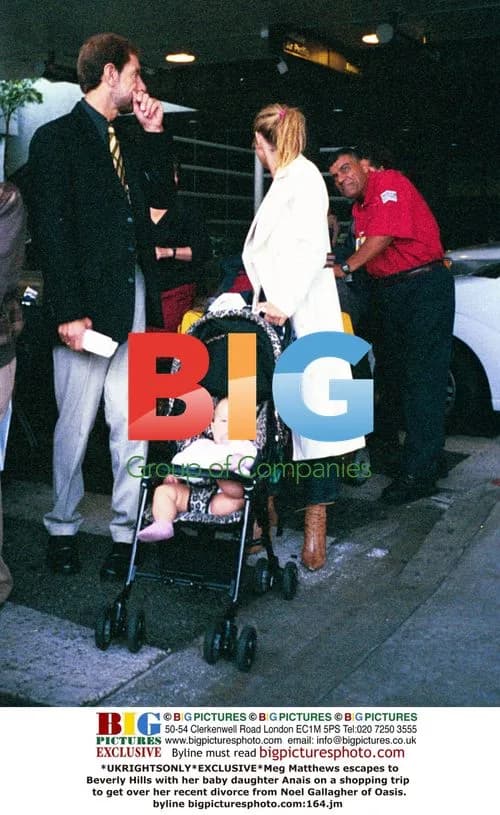 Meg Matthews shops in Beverly Hills with daughter