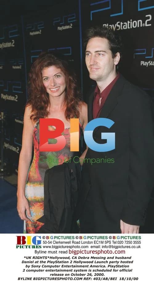 Debra Messing at PlayStation 2 Launch