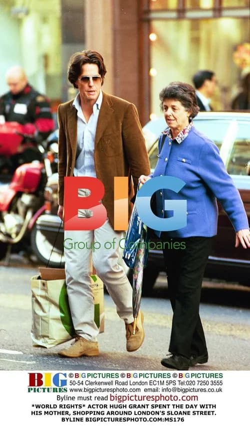 Hugh Grant shops with mother in London