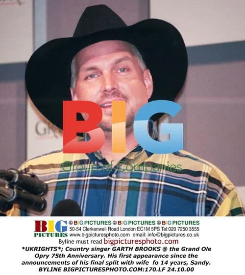 Garth Brooks at Grand Ole Opry 75th