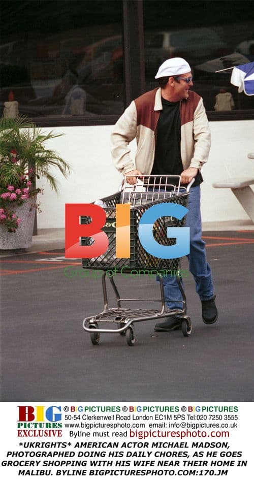 Michael Madson Grocery Shopping in Malibu