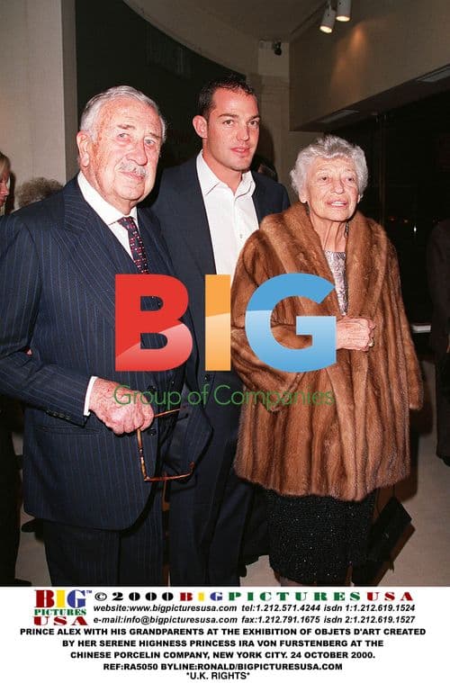 Prince Alex with Grandparents at Art Exhibition