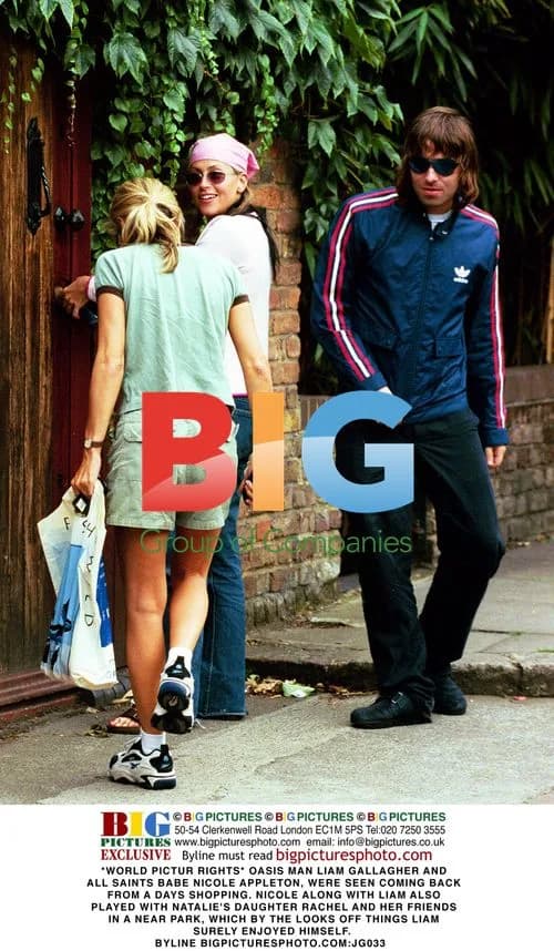 Liam Gallagher and Nicole Appleton Spotted Shopping