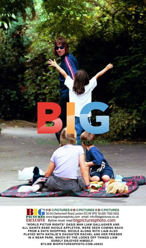 Liam Gallagher and Nicole Appleton shopping and playing in park