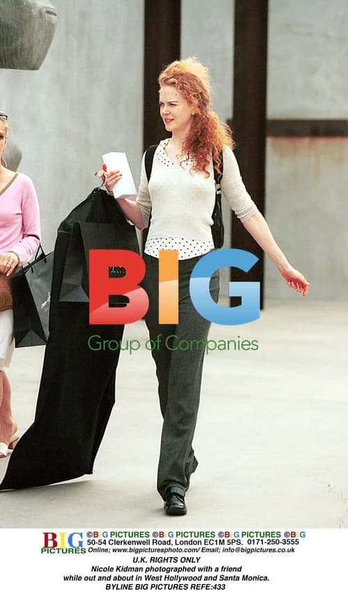 Nicole Kidman Photographed Shopping in L.A.