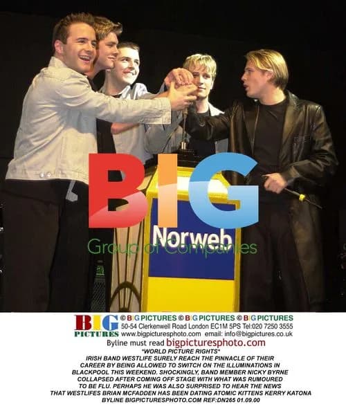 Westlife Turns on Blackpool Illuminations