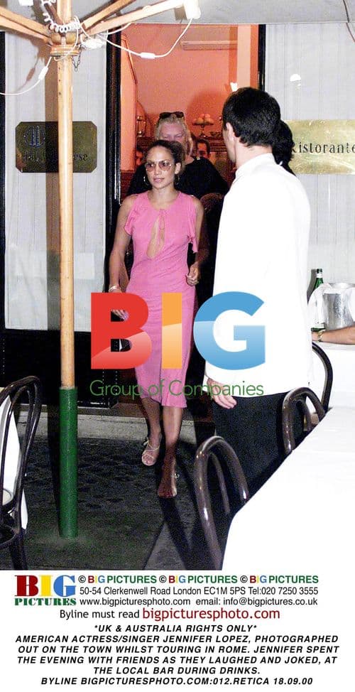 Jennifer Lopez Out in Rome