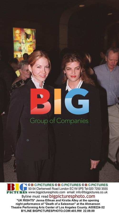Jenna Elfman and Kirstie Alley at "Death of a Salesman" opening