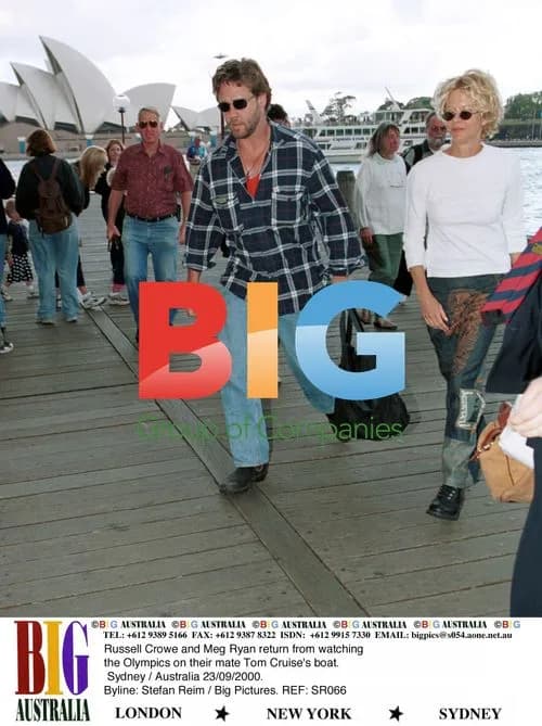Russell Crowe and Meg Ryan on Tom Cruise's boat