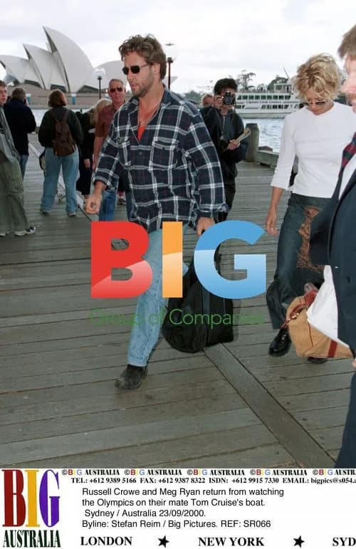Russell Crowe and Meg Ryan take break from Olympics