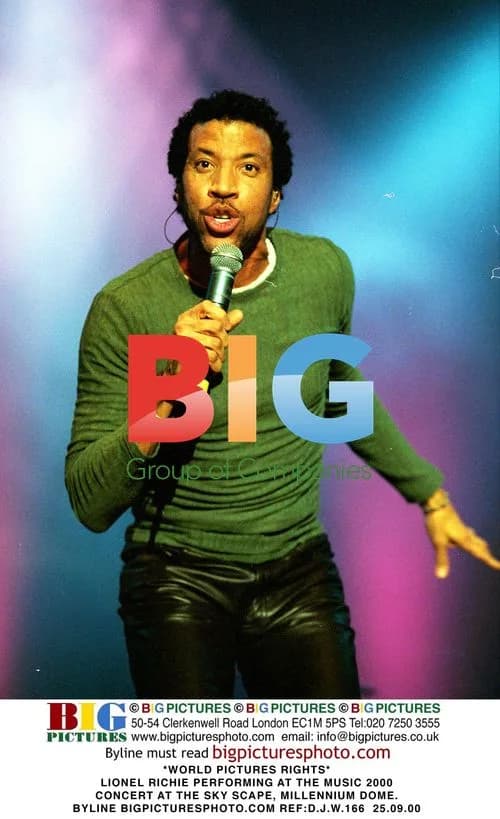 Lionel Richie at Music 2000 Concert