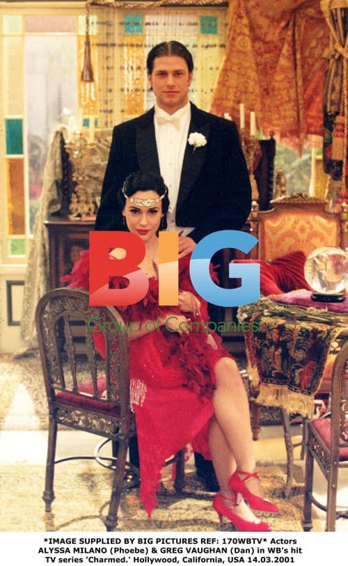Alyssa Milano & Greg Vaughan on 'Charmed' set