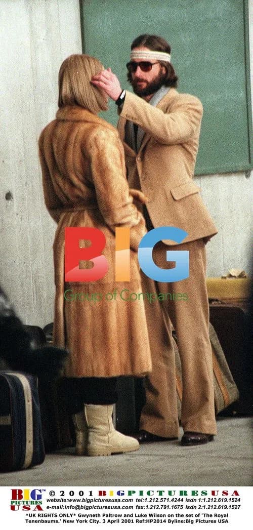 Gwyneth Paltrow and Luke Wilson on 'The Royal Tenenbaums' set