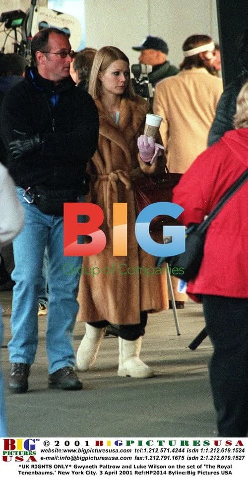 Gwyneth Paltrow and Luke Wilson on 'The Royal Tenenbaums' set
