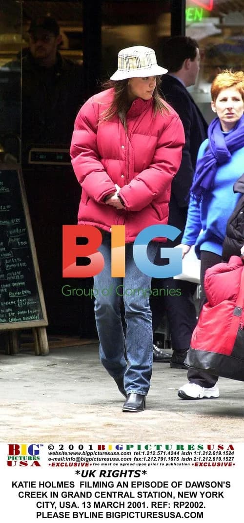Katie Holmes filming Dawson's Creek in NYC