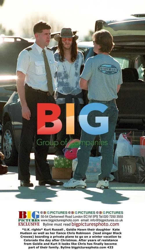 Kurt, Goldie, Kate, and Chris on Vacation
