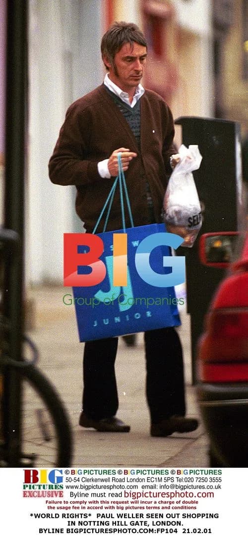 Paul Weller Shopping in Notting Hill