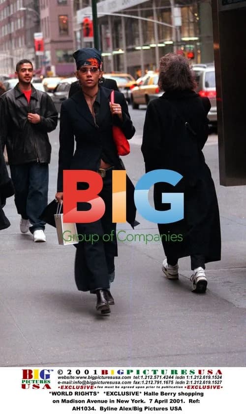 Halle Berry Shopping on Madison Ave
