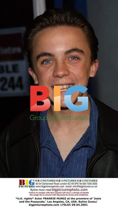 Frankie Muniz at 'Josie and the Pussycats' Premiere