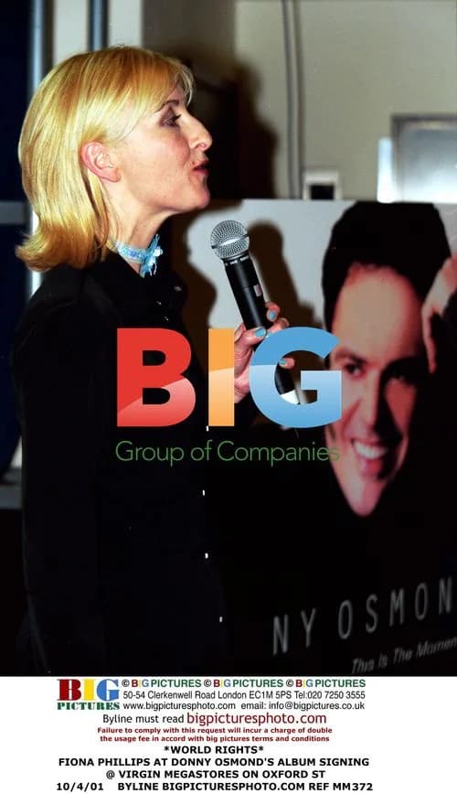 Fiona Phillips at Donny Osmond's Album Signing