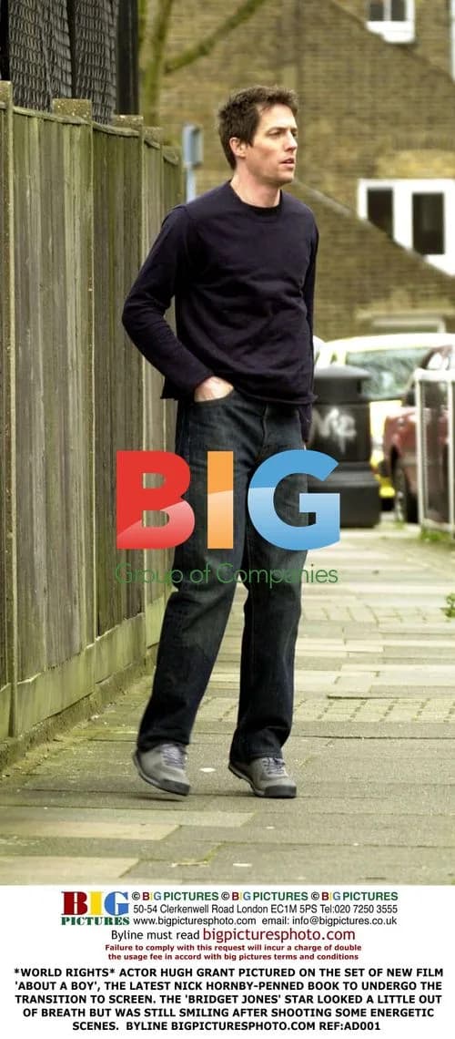 Hugh Grant on set of 'About a Boy'