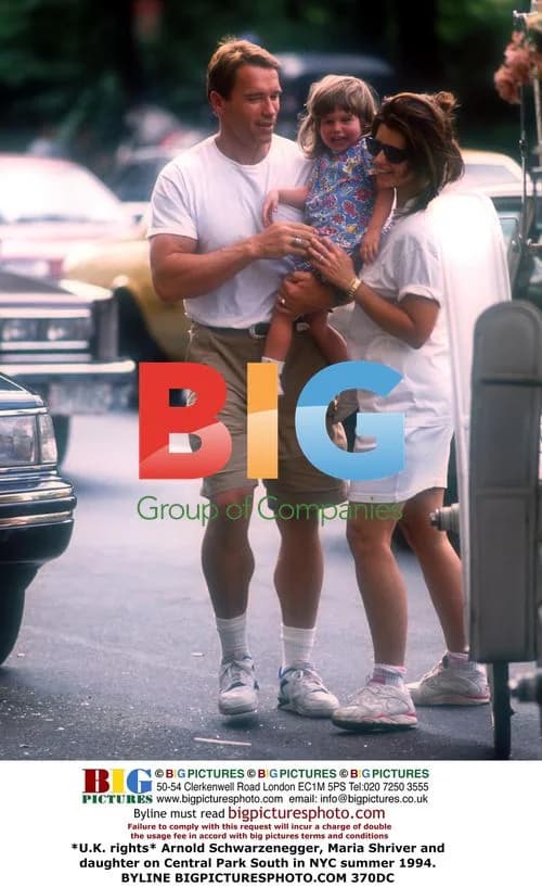 Arnold Schwarzenegger, Maria Shriver, and daughter in NYC, 1994