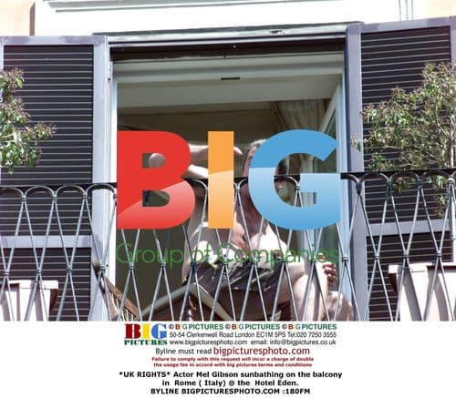 Mel Gibson Sunbathing in Rome