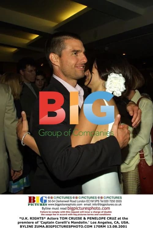 Tom Cruise and Penelope Cruz at 'Captain Corelli's Mandolin' premiere
