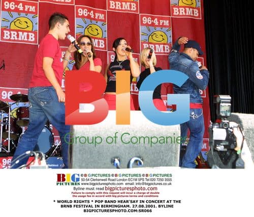 Pop Band Hear'Say in Concert